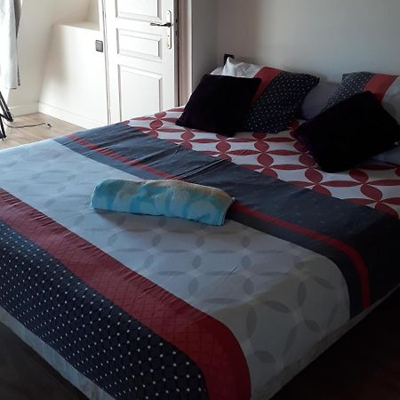 Domaine De La Rocque Bed & Breakfast Liorac-sur-Louyre Dış mekan fotoğraf