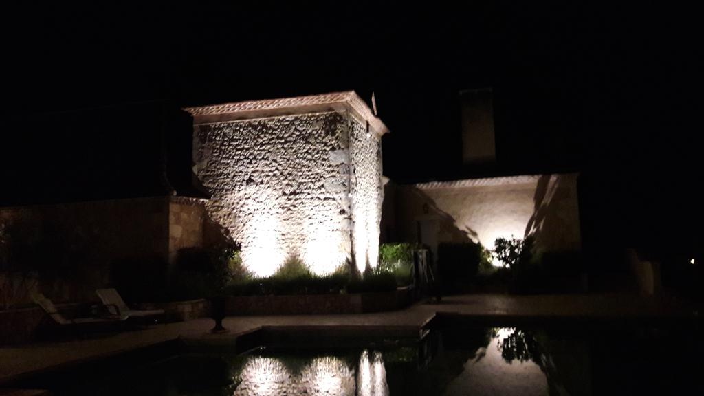 Domaine De La Rocque Bed & Breakfast Liorac-sur-Louyre Dış mekan fotoğraf